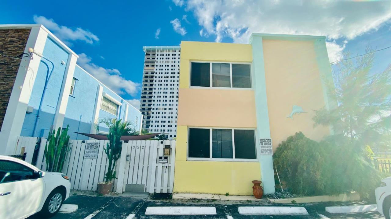 Hollywood Beachfront House Exteriör bild